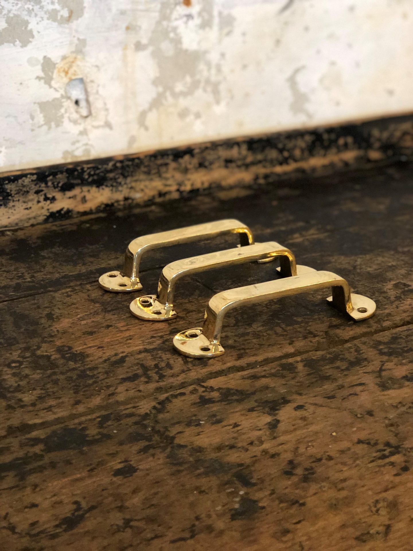 Medium-Recycled-Brass-Ship-Handle2