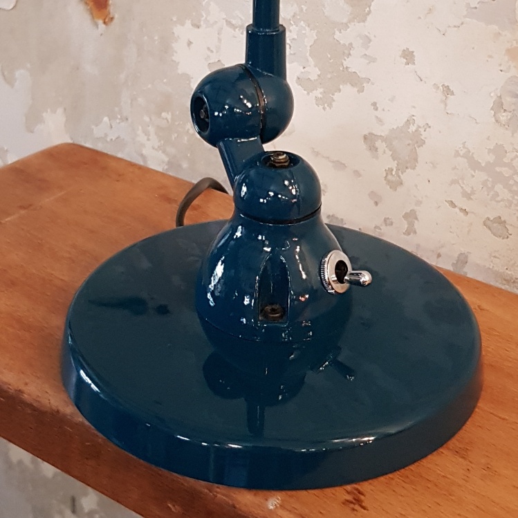 Loft-D6440-Table-Lamp-Ocean-Blue-2