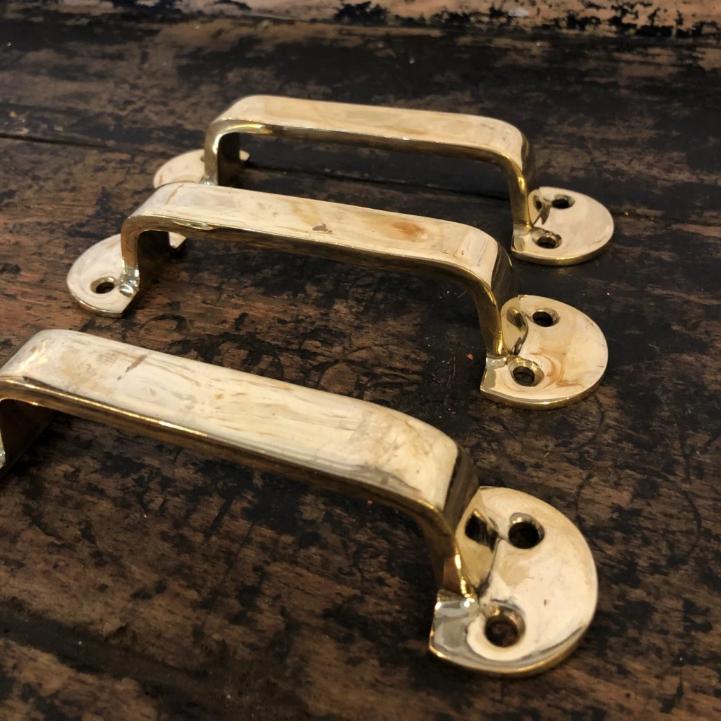 Medium-Recycled-Brass-Ship-Handle1-e1547753978161