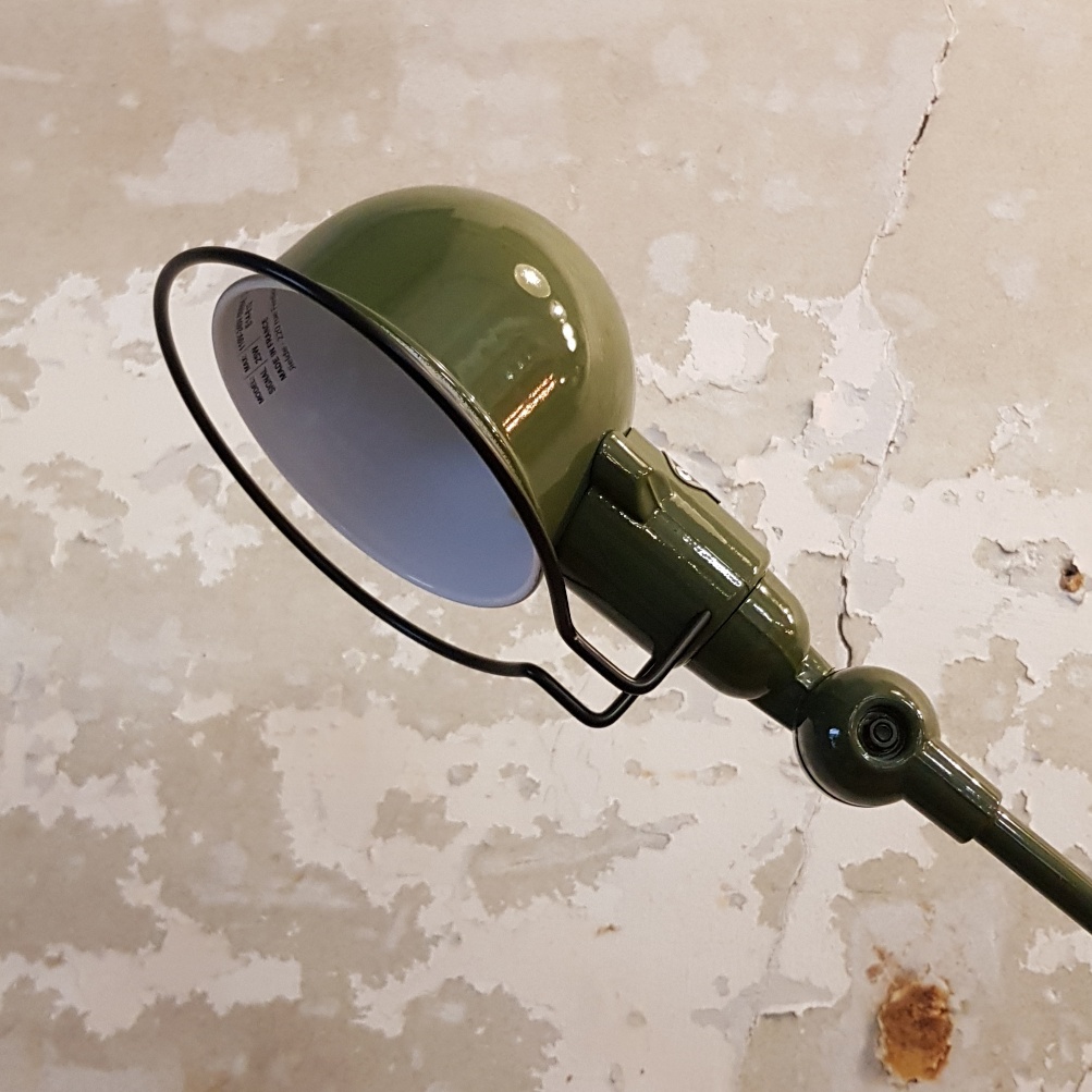 Signal-SI400-Desk-Lamp-–Olive-Green-5-1